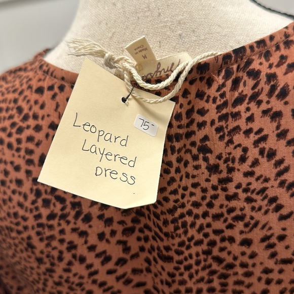 Mystree Leopard Print Dress NWT 🐆 - Picture 4 of 6